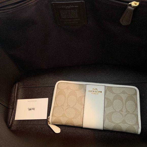 SOLD - Picture 3 of 7